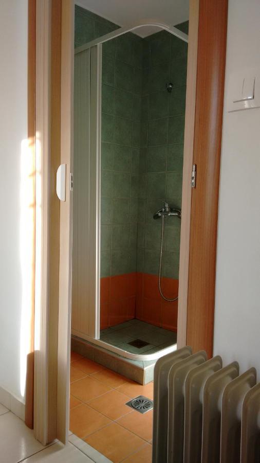 Kampos Rooms Palaiochora Esterno foto